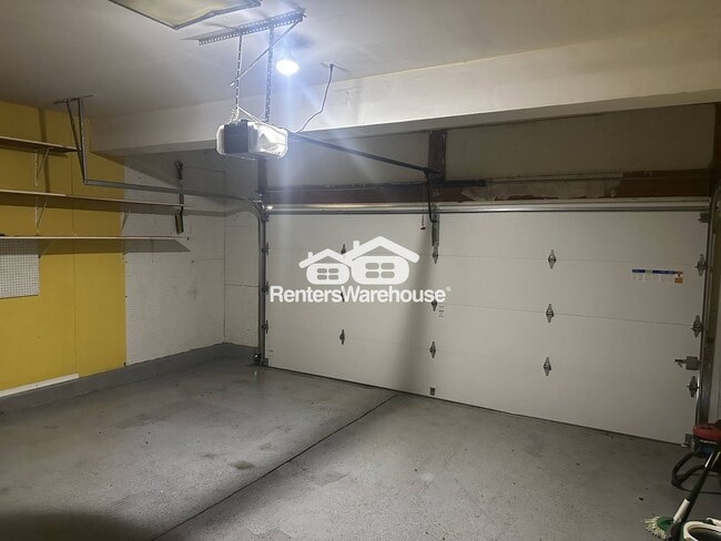 Building Photo - 5613 Harvey Ct
