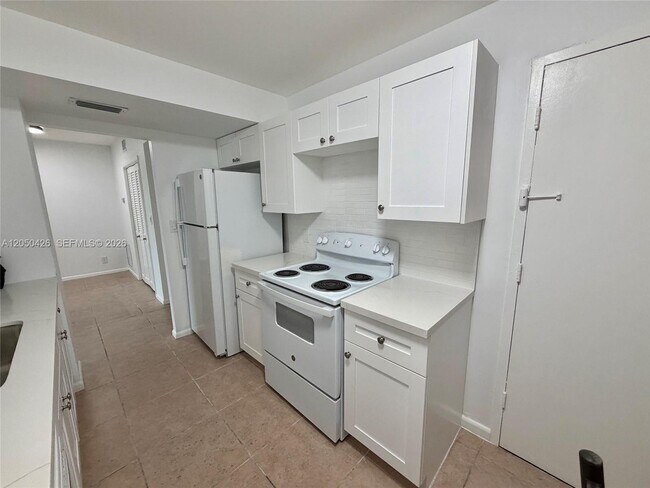 Photo - 4400 Hillcrest Dr Unidad 308A