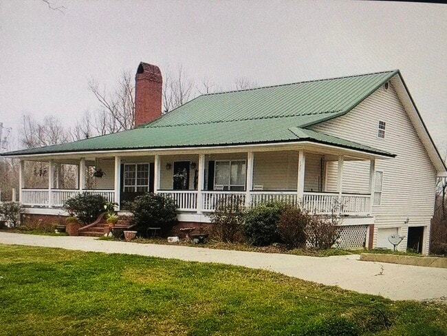 Building Photo - 127 Hoss Smith Rd Rental