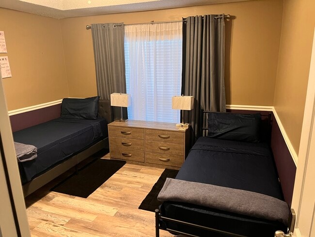 Building Photo - 7433 Springside Dr Rental