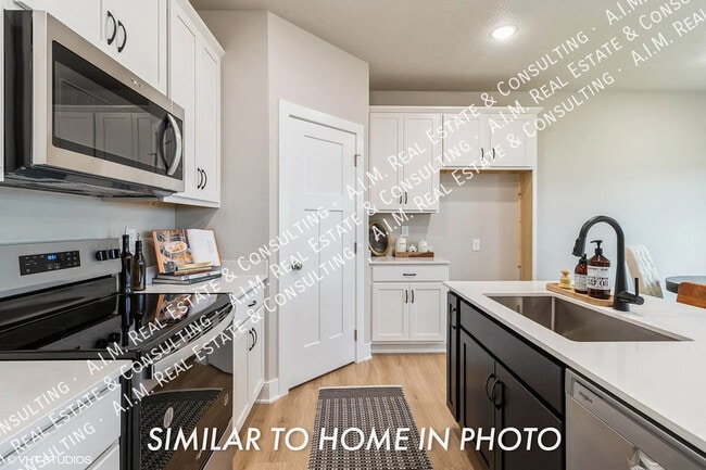 Photo - 3212 NE Fawn Ln