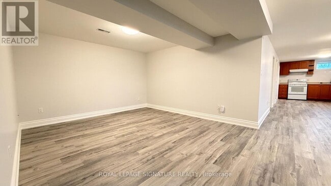 Photo - 1980 Liverpool Rd