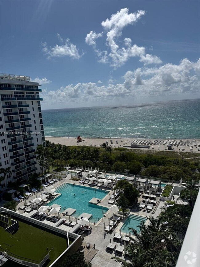Building Photo - 2301 Collins Ave Unit 1418 Rental