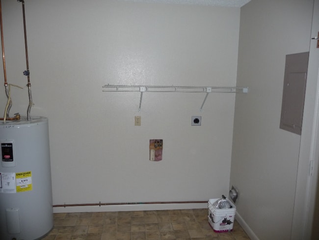 Photo - 1303 Mountain View St