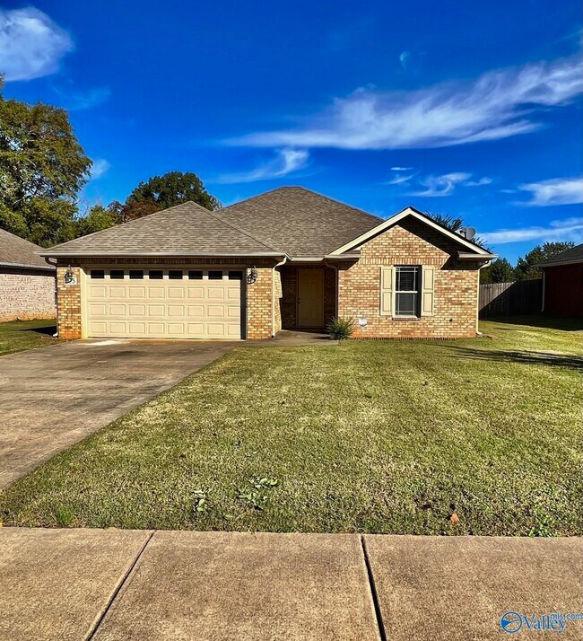 Photo - 105 Summerset Ln