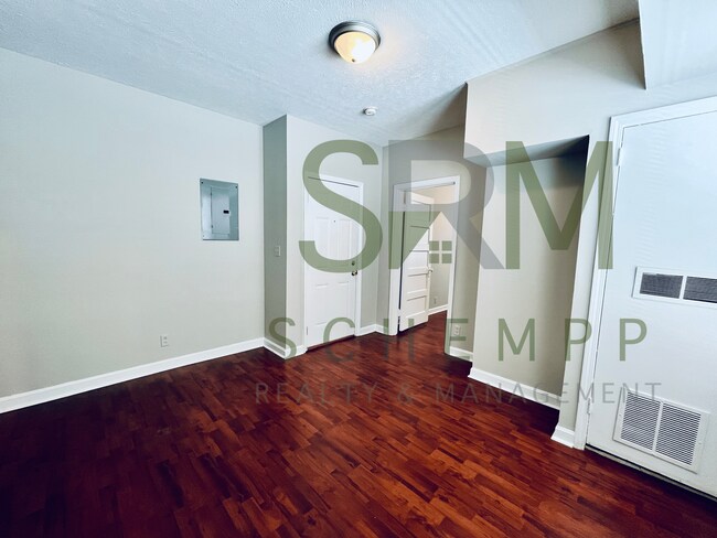 Photo - 307 Woodbine St Unidad 3