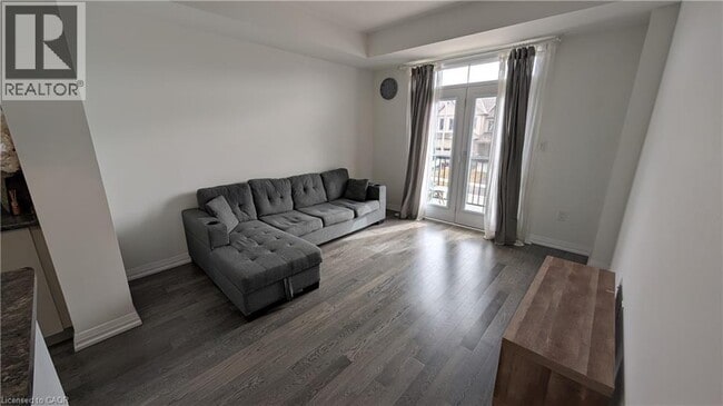 Photo - 17 Granville Cres