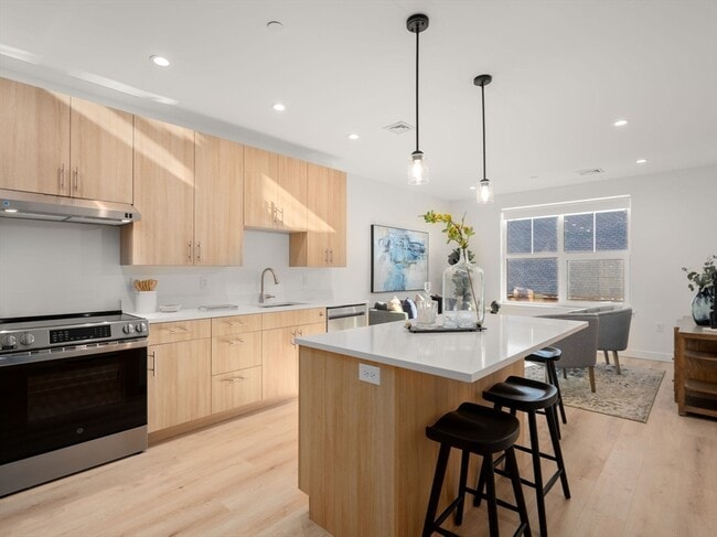 Photo - 1151 Walnut St Unit 405