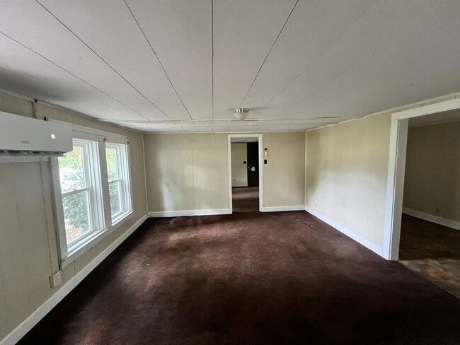 Photo - 525 S Colvin St