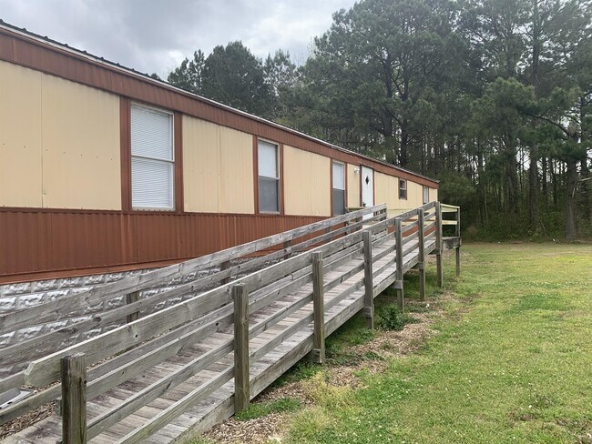 Photo - 1016 Aaron Ln