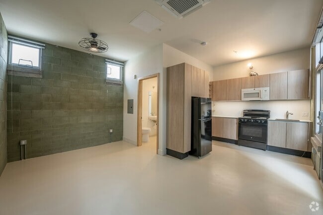Building Photo - 1932 Kearney Ave Unit 07 Rental