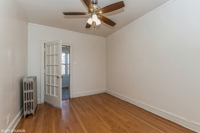 Photo - 7930 S Wood St Unidad 1