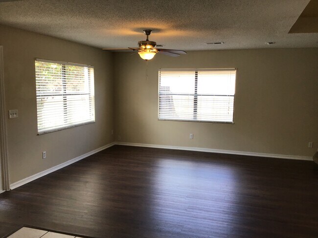 Photo - 1133 Olympic Ct