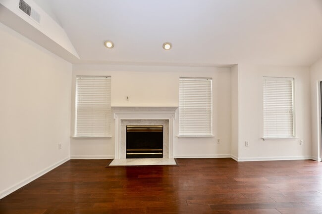 Photo - Welcome Home! Unit #303