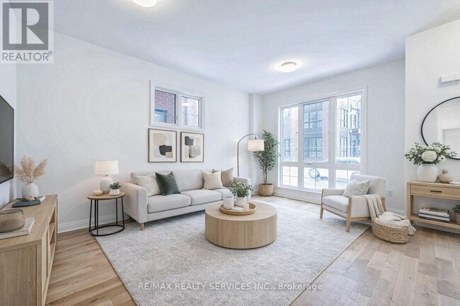 Photo - 35 Alton Cres