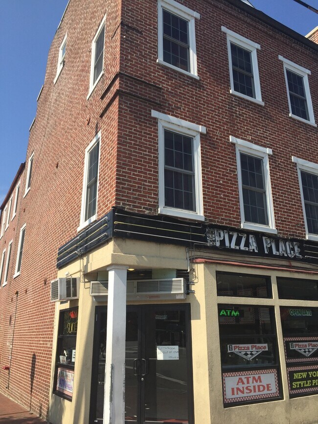 1731 E Main St Unit 01