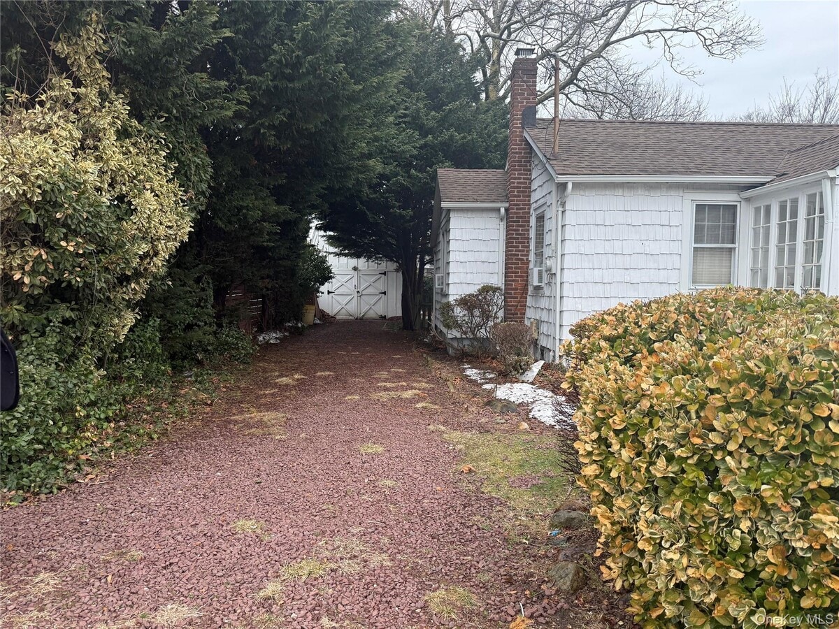 Photo - 143 East Ave