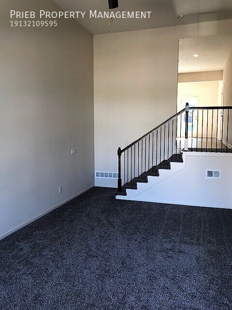 Photo - 1229 N 132nd St