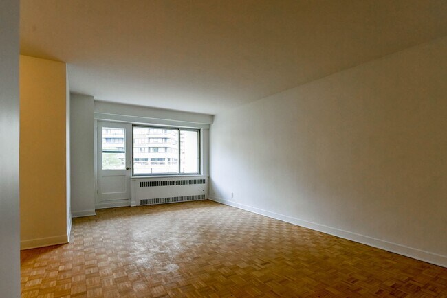 Photo - 3555 Chem. de la Côte-des-Neiges Unit 516