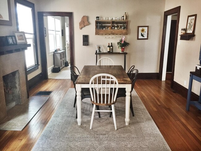 Photo - 1704 Oak St Unit 1704