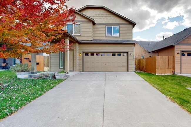 Photo - Beautifully maintained 3 bedroom 2.5 bath home