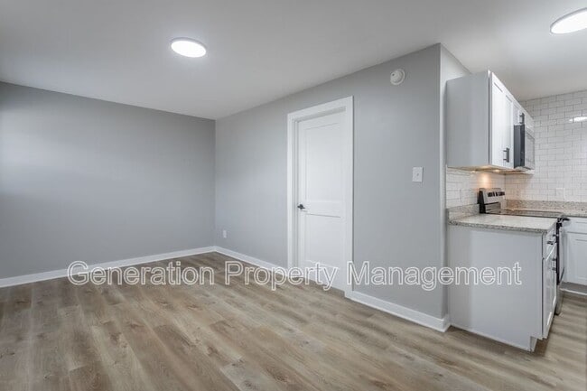 Photo - 655 Fourth Street NE Unit 4