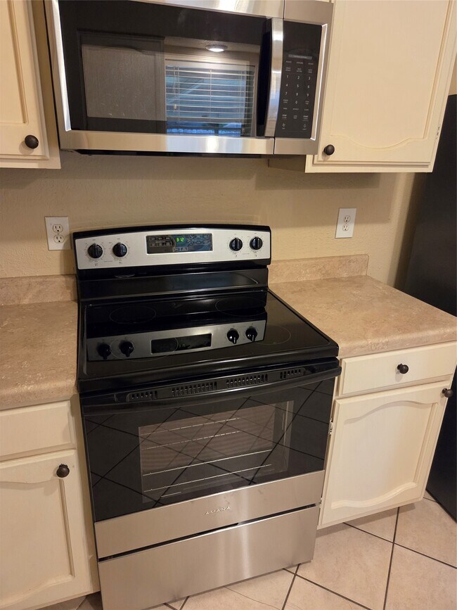 Photo - 14230 Cellini Dr