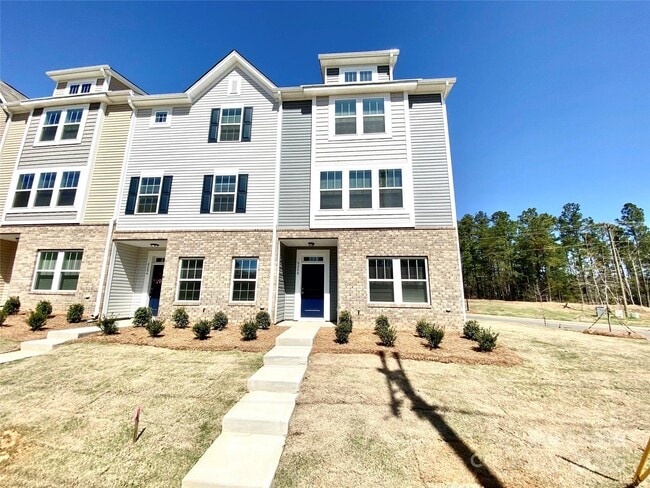 Building Photo - 8200 Waxhaw Hwy Rental