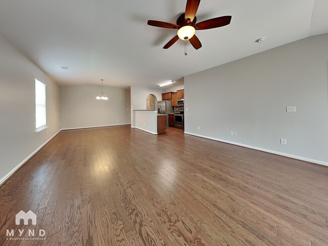 Photo - 70 Briar Ridge Ln