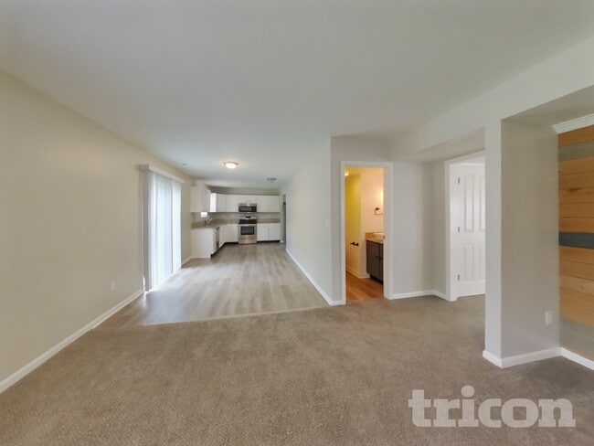 Photo - 5537 Burning Tree Ct