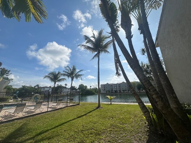 Building Photo - 21121 SW 85th Ave Unit The Cove at Cutler Bay