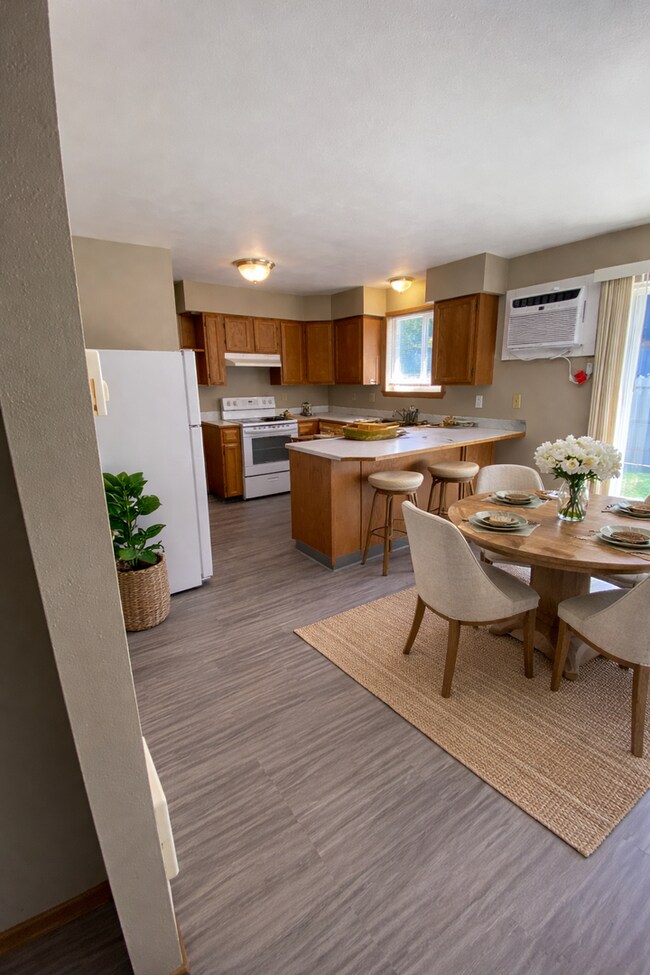 Photo - 605n11th Unit B*