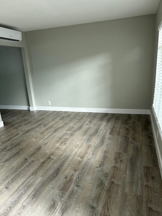 Photo - 214 S Palmway