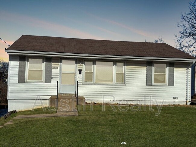 Building Photo - 10117 Niblic Dr