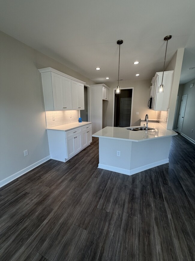 Photo - 405 Creeks Edge Dr