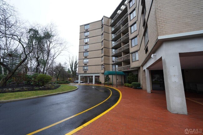 Photo - 30 S Adelaide Ave Apartment Unit 8J