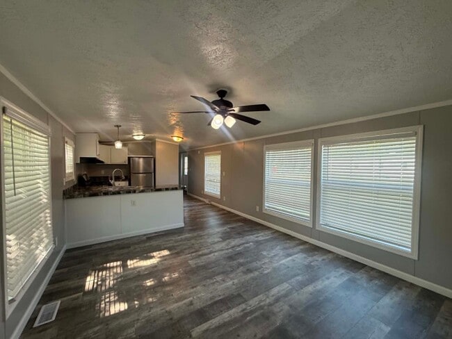Photo - 1236 N Oaklane Rd