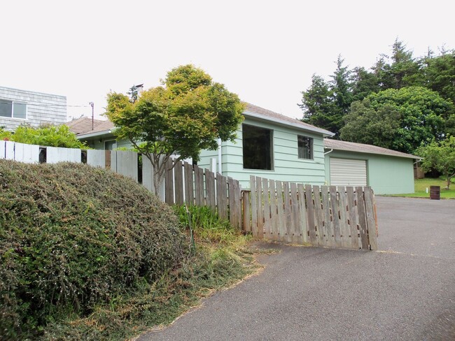 Photo - 91738 Cape Arago Hwy House