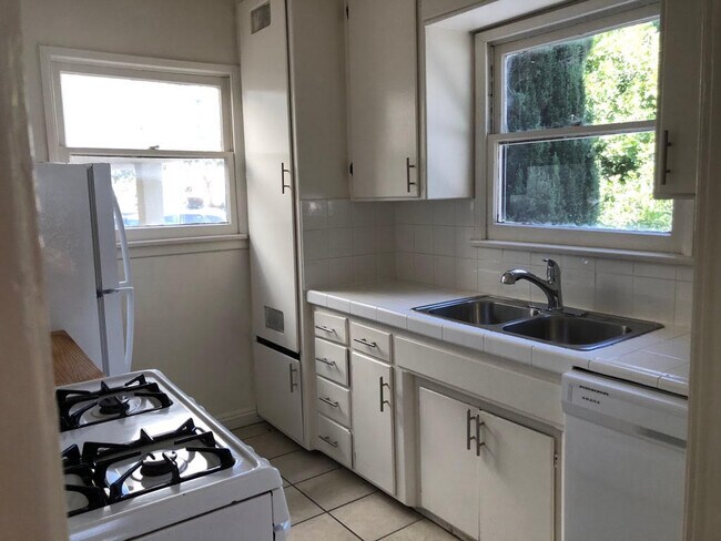 Photo - 8561 Colgate Ave Unit 1