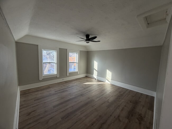 Photo - 3193 W 50th St