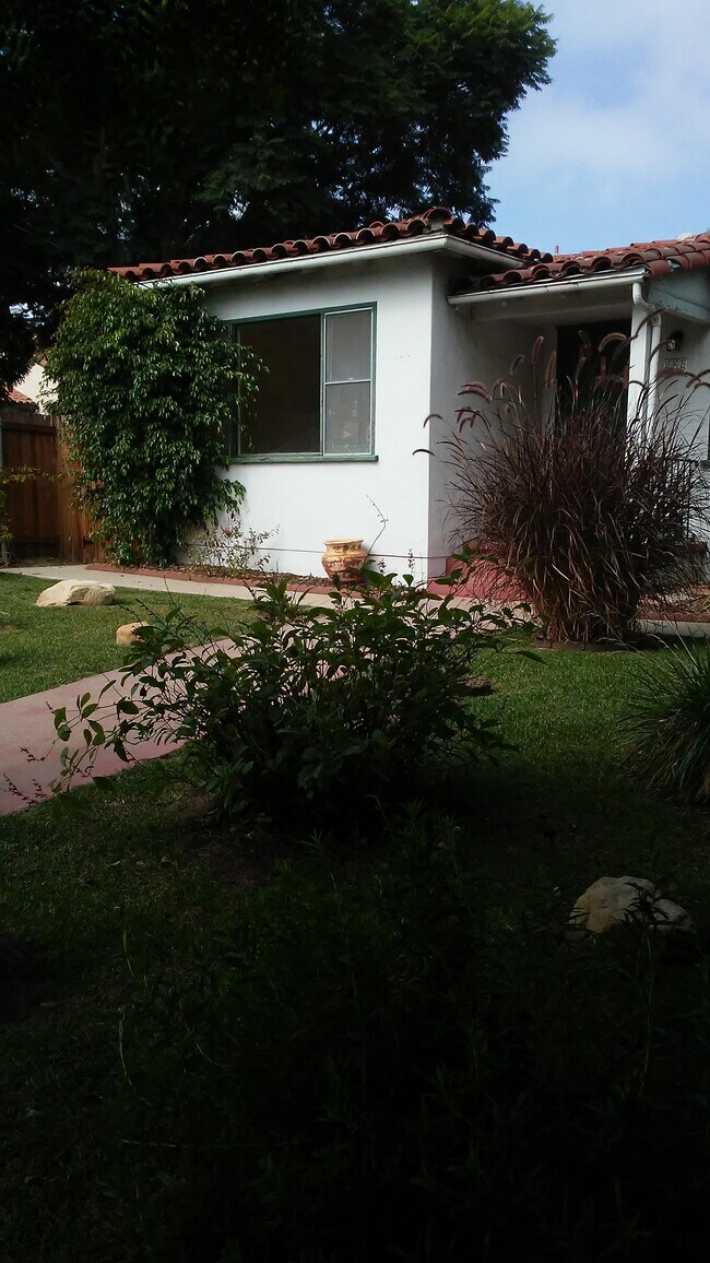 Santa Barbara City College OffCampus Housing & Apartments