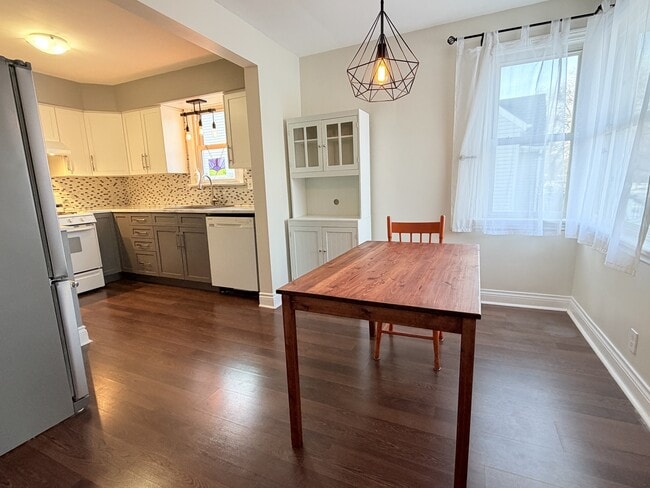 Photo - 731 Pineview Ave