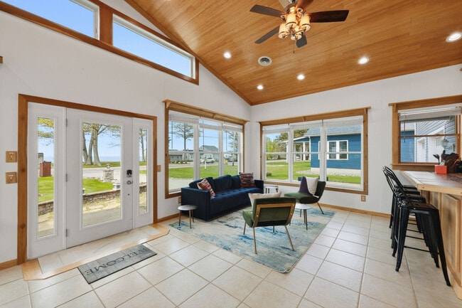 Photo - 4262 Lake Rd E Unidad SI ID1593881P