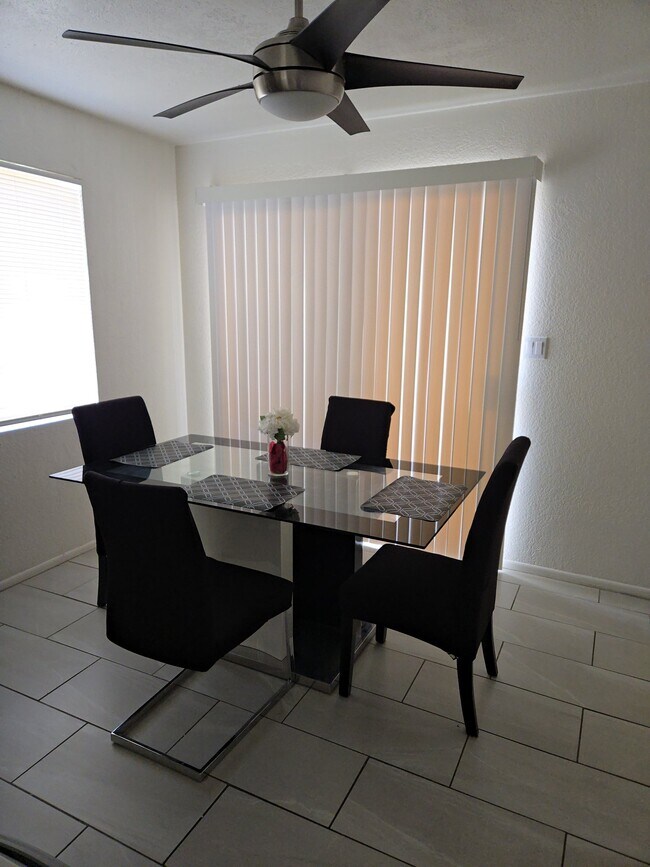 Photo - 8101 N 107th Ave