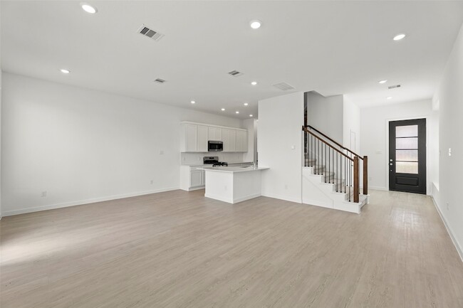 12523 Alligator Lake Ct