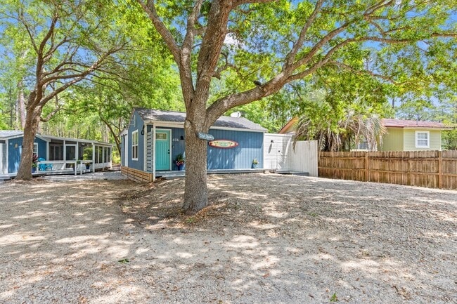 Building Photo - 2 Long Leaf Cir Rental