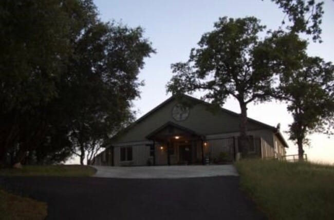 Photo - Luxury Home with 180 Degrees Lake Views