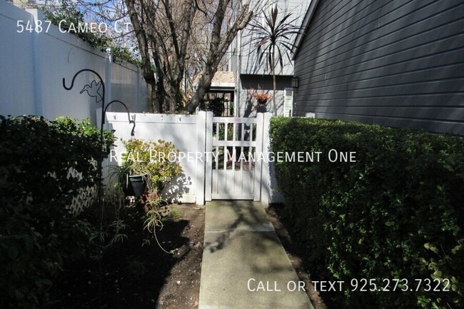 Photo - 5487 Cameo Ct