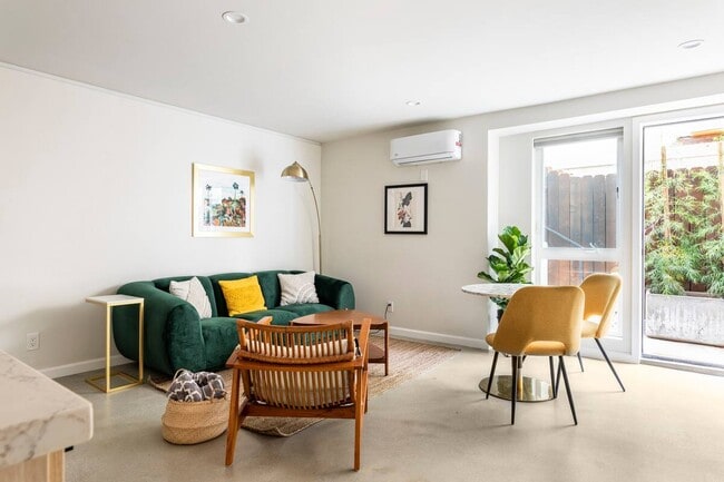 Photo - 4911 Granada St Unidad 2