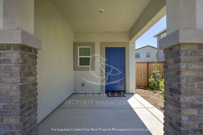 Photo - 968 Franklin St